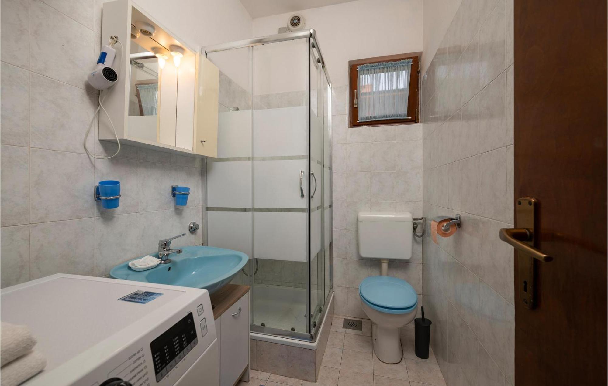 1 Bedroom Cozy Apartment In プーラ エクステリア 写真